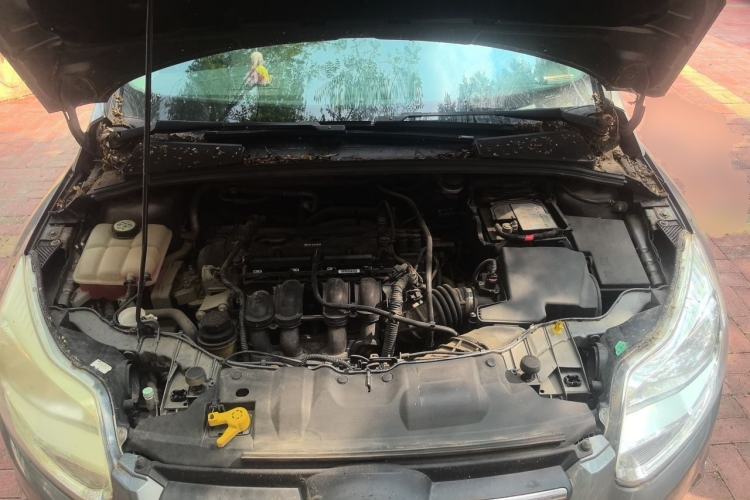 Used Ford Focus 2012 Hatchback 1.6L Automatic Fashion Edition Engine Bay