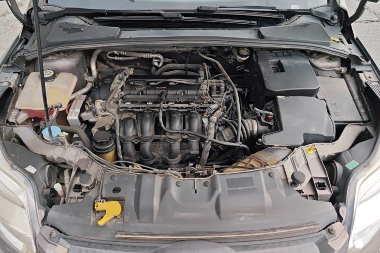 Used Ford Focus 2012 Sedan 1.6L Automatic Comfort Model Engine Bay