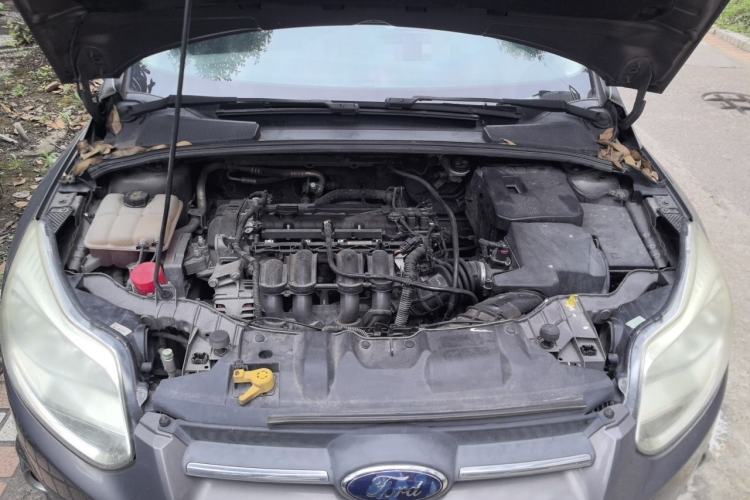 Used Ford Focus 2012 Sedan 1.6L Manual Fashion Edition Engine Bay