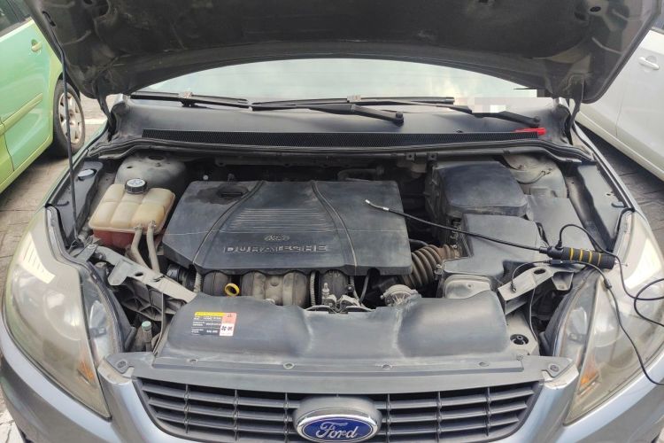 Used Ford Focus 2012 Hatchback Classic 1.8L Manual Base Model Engine Bay