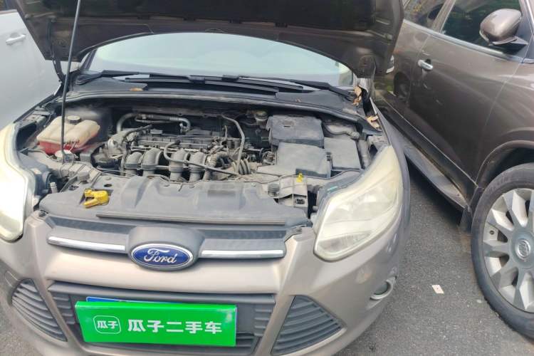 Used Ford Focus 2012 Sedan 1.6L Automatic Fashion Edition Engine Bay Left