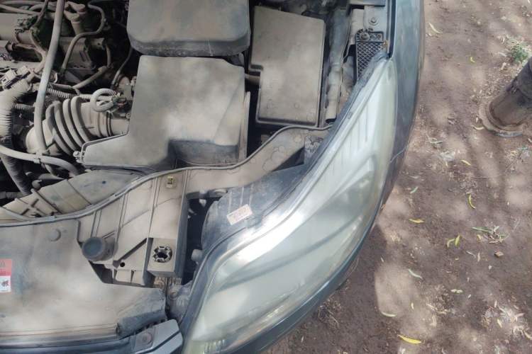 Used Ford Focus 2012 Hatchback 1.6L Manual Comfort Model Engine Bay Left