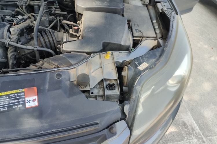 Used Ford Focus 2012 Sedan 1.6L Automatic Fashion Edition Engine Bay Left