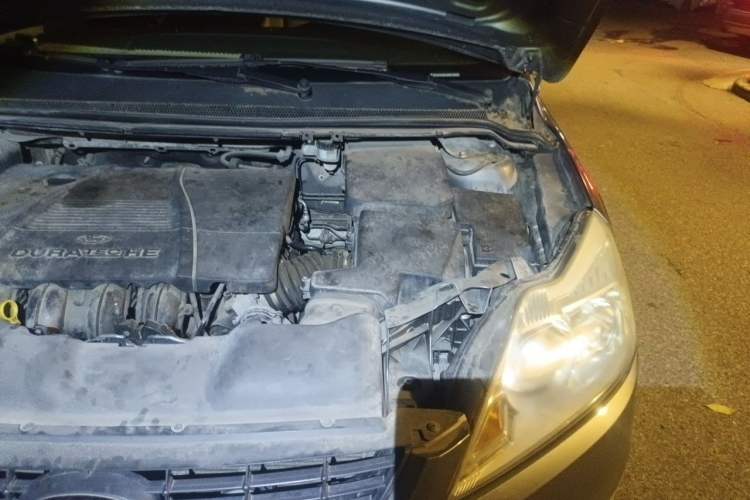 Used Ford Focus 2012 Sedan Classic 1.8L Manual Fashion Edition Engine Bay Left