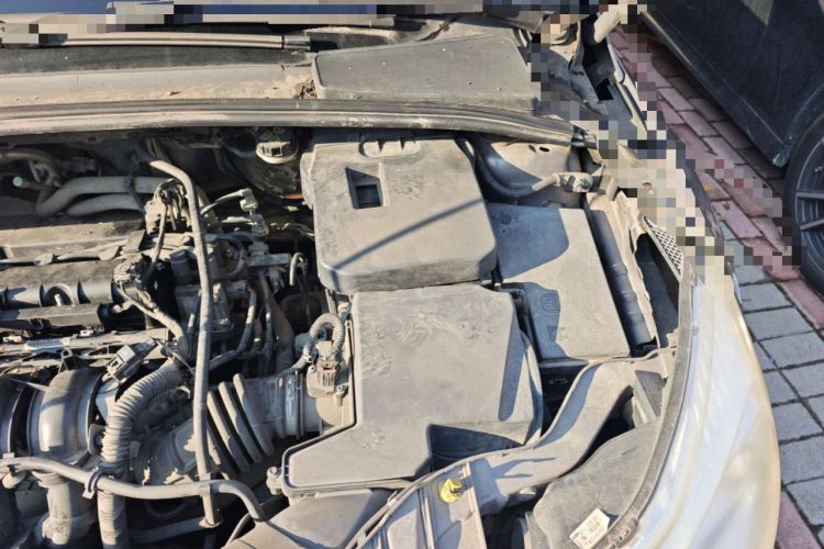Used Ford Focus 2012 Sedan 1.6L Automatic Fashion Edition Engine Bay Left