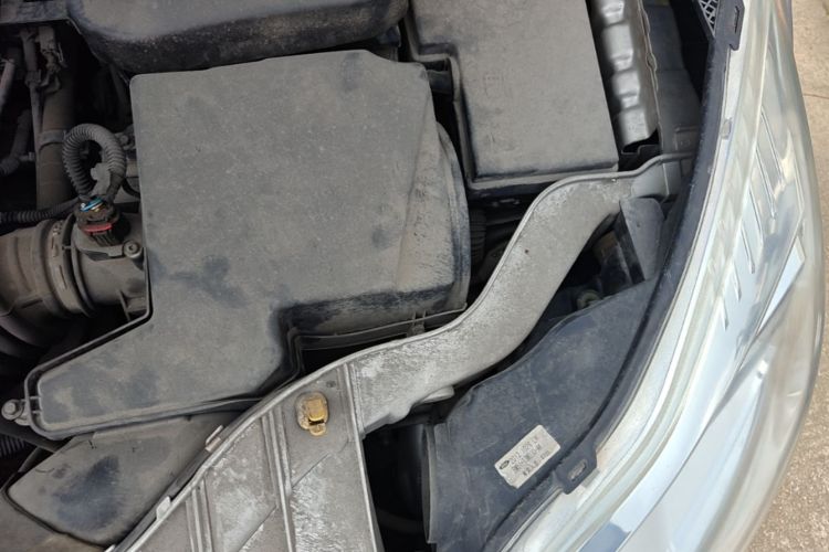 Used Ford Focus 2012 Sedan 1.6L Automatic Fashion Edition Engine Bay Left