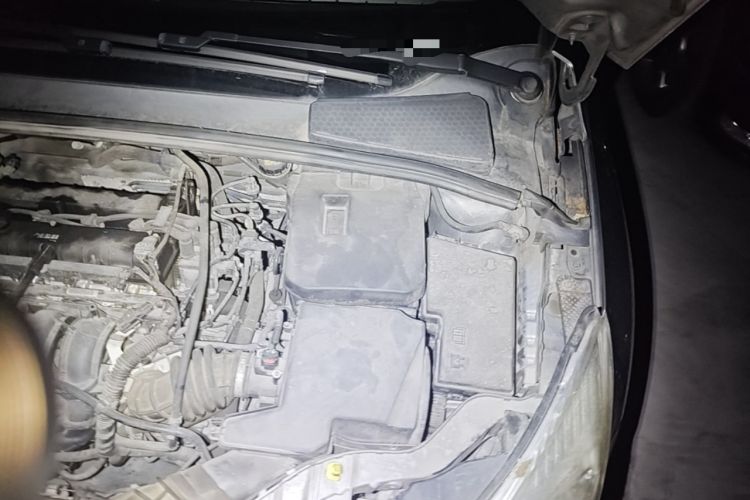 Used Ford Focus 2012 Sedan 1.6L Automatic Comfort Model Engine Bay Left