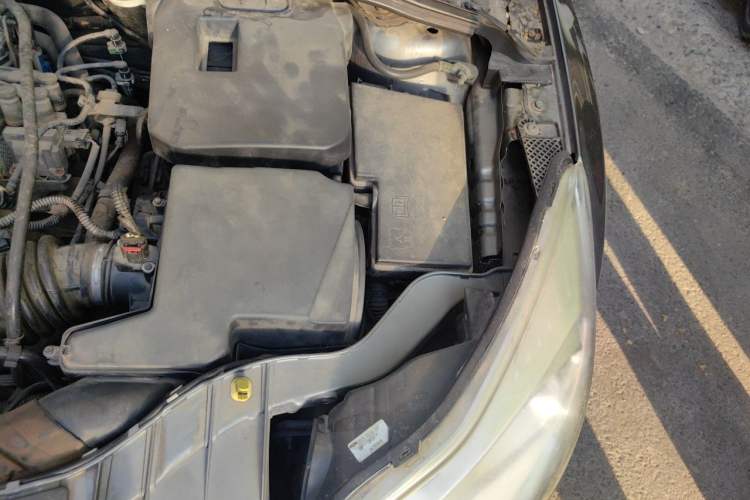 Used Ford Focus 2012 Sedan 1.6L Automatic Fashion Edition Engine Bay Left
