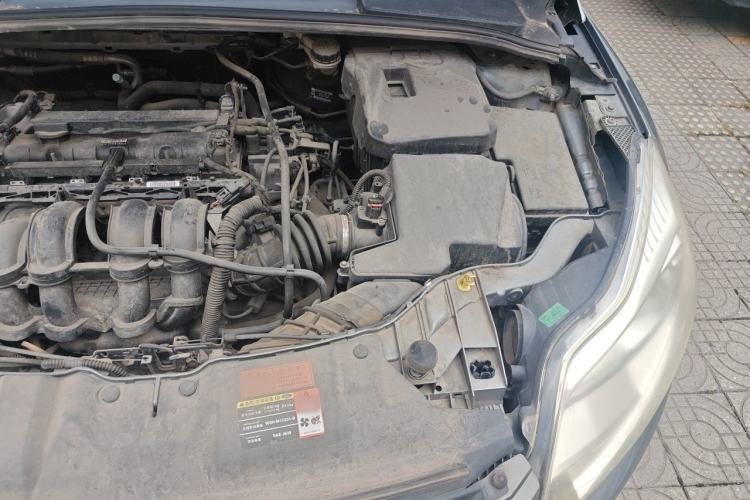 Used Ford Focus 2012 Sedan 1.6L Automatic Fashion Edition Engine Bay Left