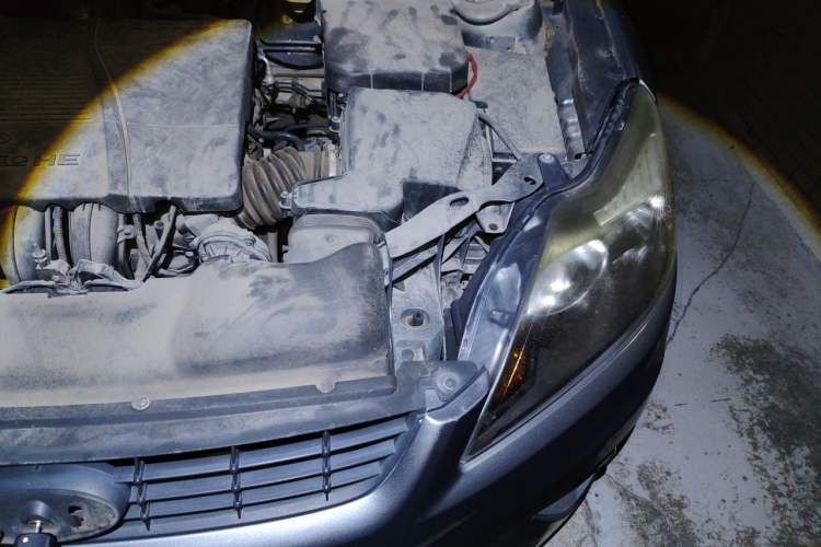 Used Ford Focus 2012 Hatchback Classic 1.8L Manual Base Model Engine Bay Left