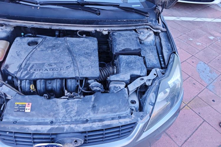 Used Ford Focus 2012 Hatchback Classic 1.8L Manual Base Model Engine Bay Left