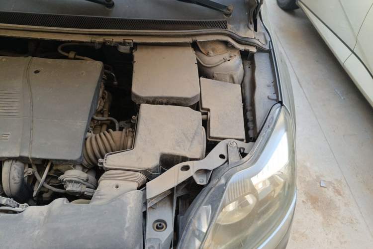 Used Ford Focus 2012 Hatchback Classic 1.8L Manual Base Model Engine Bay Left