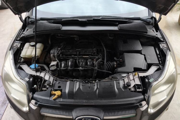 Used Ford Focus 2012 Sedan 1.6L Automatic Comfort Model Engine Bay