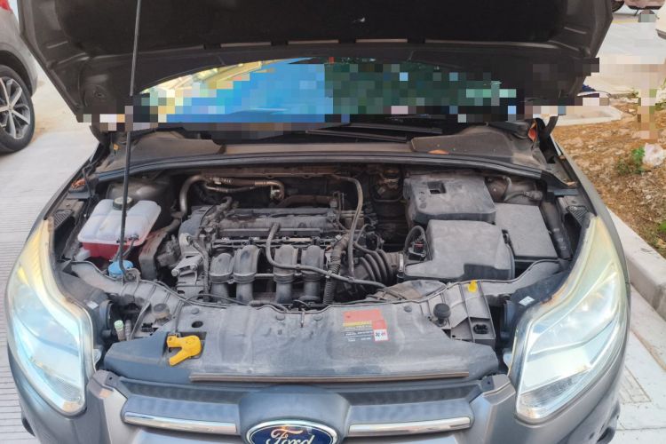 Used Ford Focus 2012 Sedan 1.6L Manual Comfort Model Engine Bay