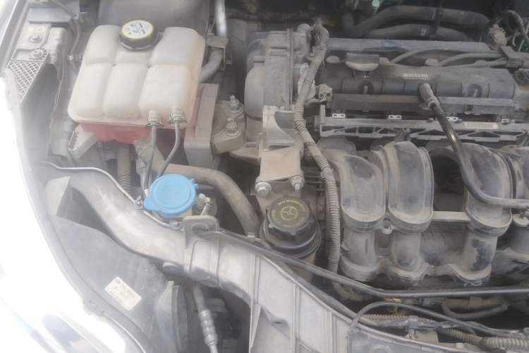 Used Ford Focus 2012 Sedan 1.6L Automatic Fashion Edition Engine Bay Right