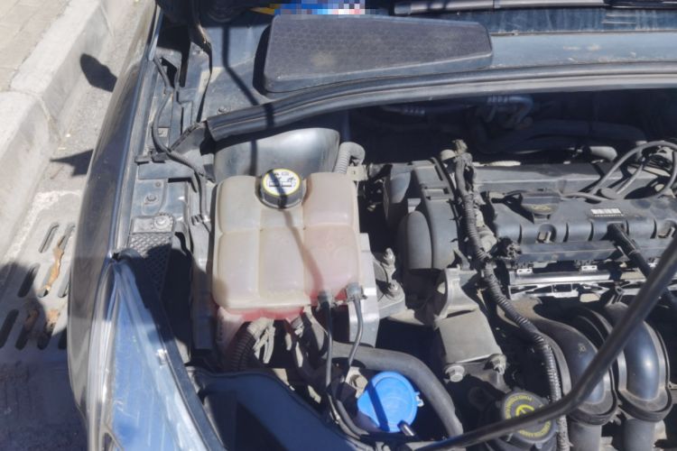 Used Ford Focus 2012 Sedan 1.6L Automatic Fashion Edition Engine Bay Right