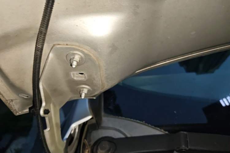 Used Ford Focus 2012 Hatchback 1.6L Automatic Fashion Edition Engine Bay Right
