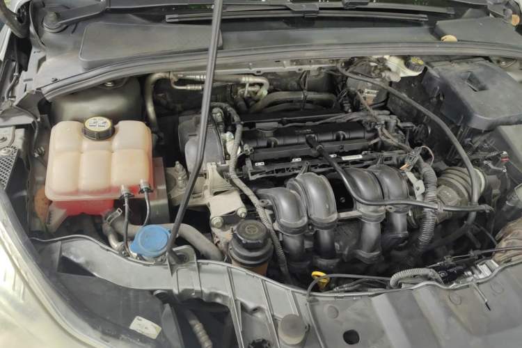Used Ford Focus 2012 Sedan 1.6L Automatic Fashion Edition Engine Bay Right