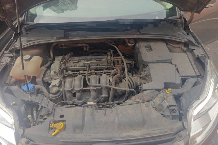 Used Ford Focus 2012 Sedan 1.6L Automatic Fashion Edition Engine Bay
