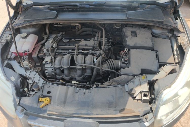 Used Ford Focus 2012 Sedan 1.6L Manual Fashion Edition Engine Bay