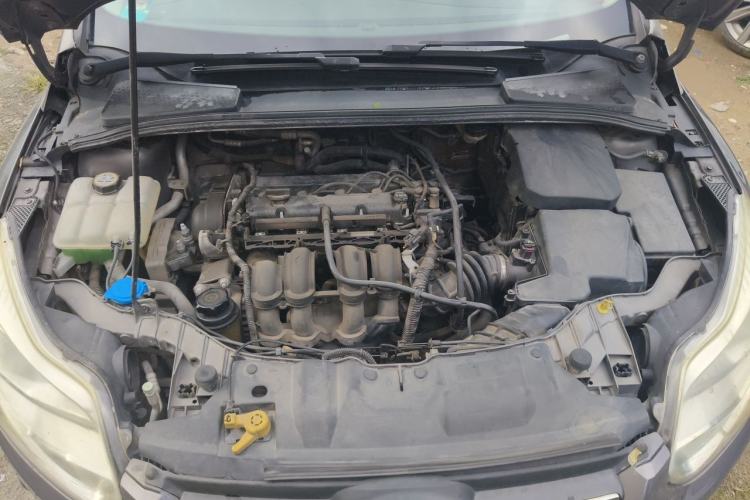 Used Ford Focus 2012 Sedan 1.6L Automatic Comfort Model Engine Bay