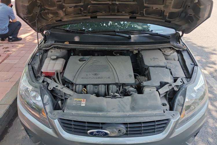 Used Ford Focus 2012 Hatchback Classic 1.8L Manual Fashion Edition Engine Bay