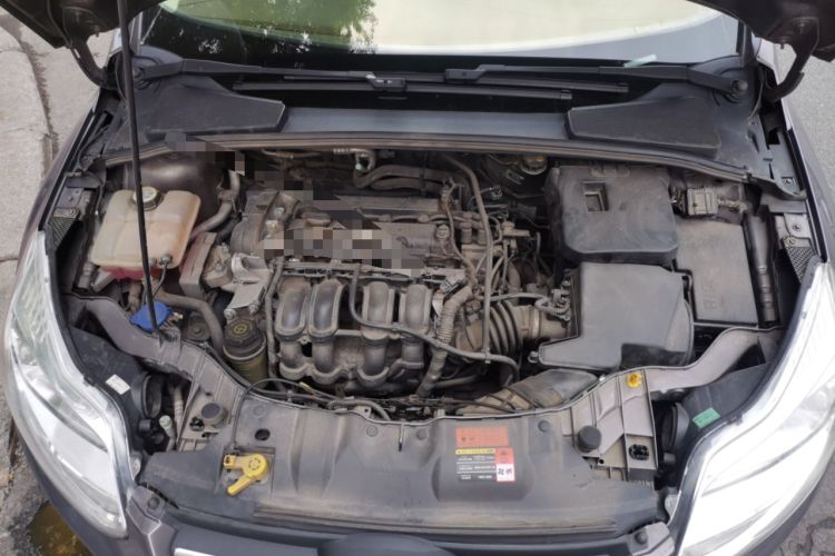 Used Ford Focus 2012 Sedan 1.6L Automatic Comfort Model Engine Bay