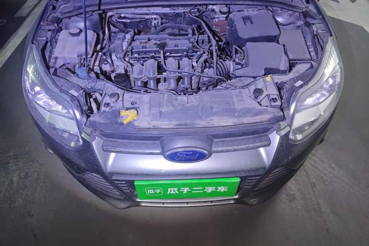 Used Ford Focus 2012 Sedan 1.6L Automatic Fashion Edition Engine Bay