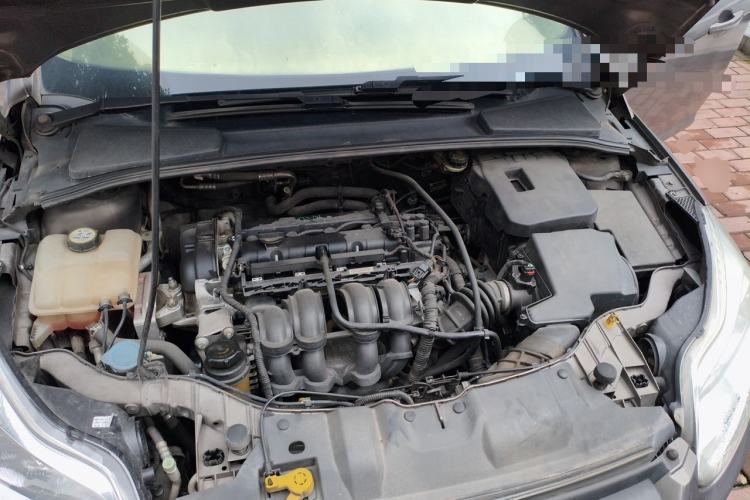 Used Ford Focus 2012 Sedan 1.6L Automatic Comfort Model Engine Bay