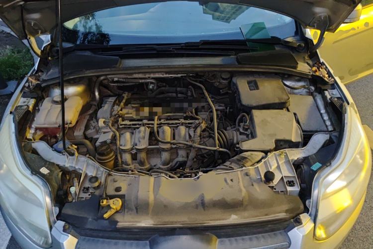 Used Ford Focus 2012 Hatchback 1.6L Automatic Fashion Edition Engine Bay
