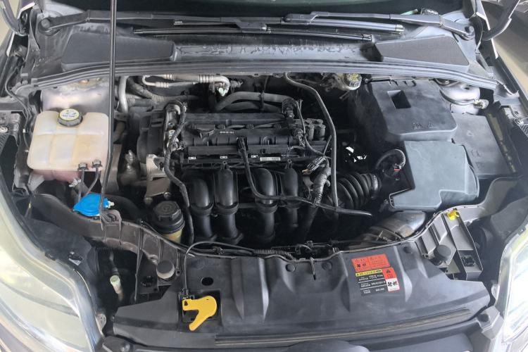 Used Ford Focus 2012 Sedan 1.6L Automatic Comfort Model Engine Bay