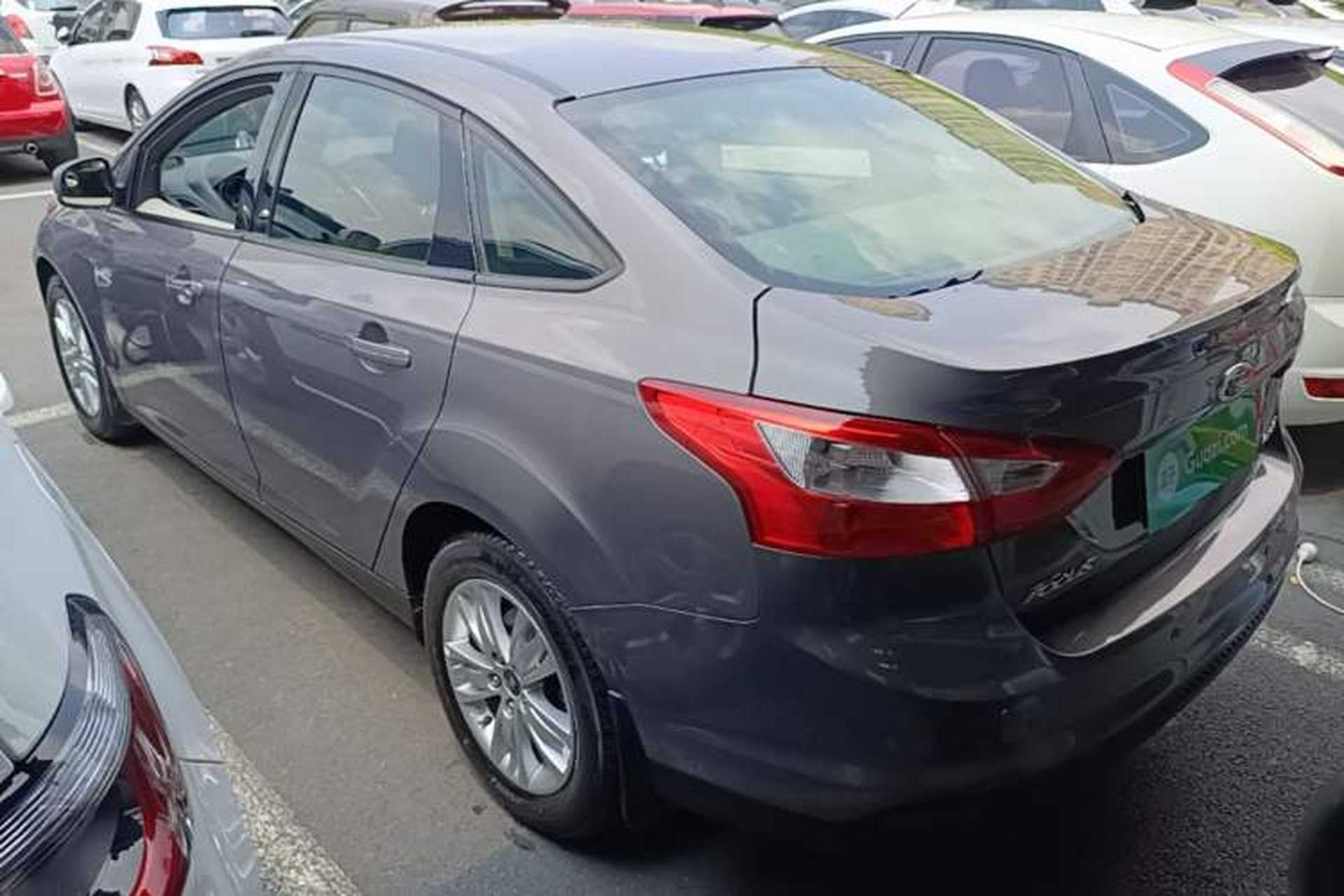Used Ford Focus 2012 Sedan 1.6L Manual Comfort Model Exterior 2