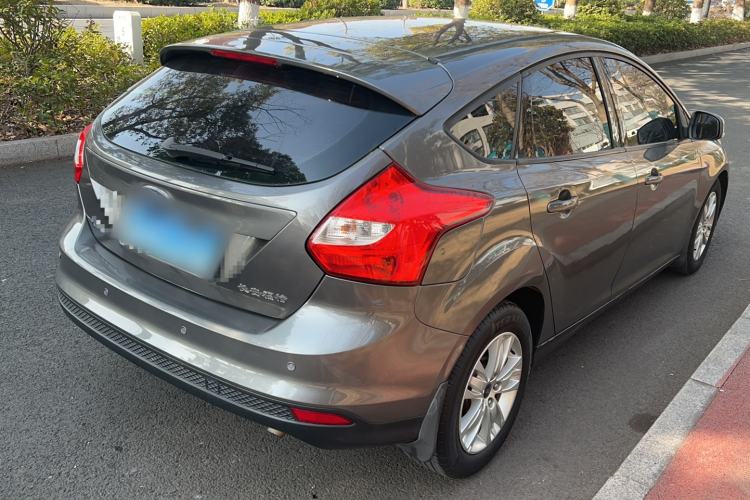 Used Ford Focus 2012 Hatchback 1.6L Automatic Comfort Model Exterior 4