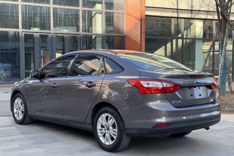 Used Ford Focus 2012 Sedan 1.6L Automatic Comfort Model Exterior 7