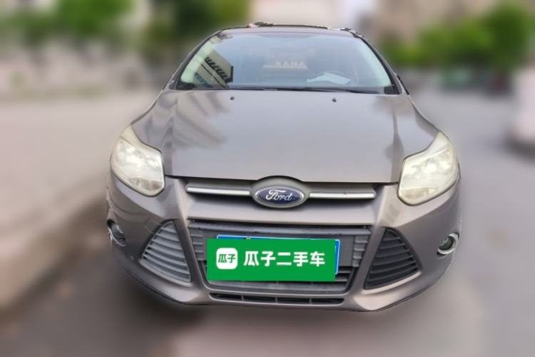 Used Ford Focus 2012 Sedan 1.6L Manual Fashion Edition Front