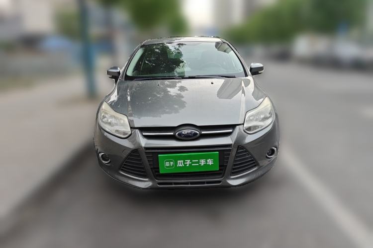 Used Ford Focus 2012 Hatchback 1.6L Manual Fashion Edition Front