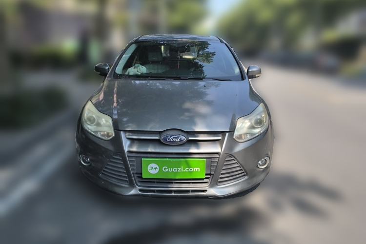 Used Ford Focus 2012 Hatchback 1.6L Manual Fashion Edition Front