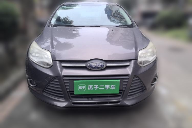 Used Ford Focus 2012 Sedan 1.6L Manual Fashion Edition Front