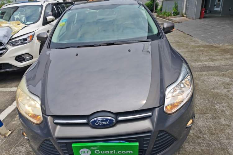Used Ford Focus 2012 Sedan 1.6L Automatic Fashion Edition Front