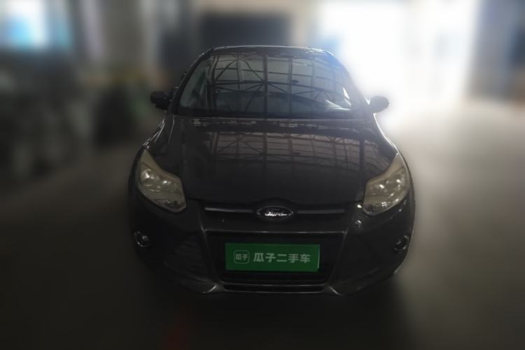 Used Ford Focus 2012 Sedan 1.6L Manual Fashion Edition Front