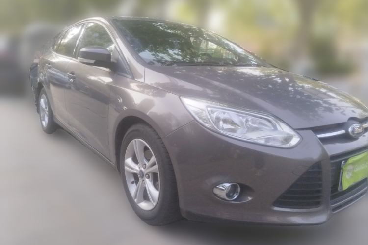 Used Ford Focus 2012 Sedan 1.6L Automatic Fashion Edition Front Right 45 Deg