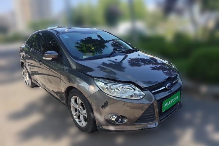 Used Ford Focus 2012 Sedan 1.6L Automatic Fashion Edition Front Right 45 Deg