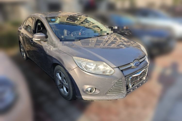 Used Ford Focus 2012 Sedan 1.6L Automatic Fashion Edition Front Right 45 Deg
