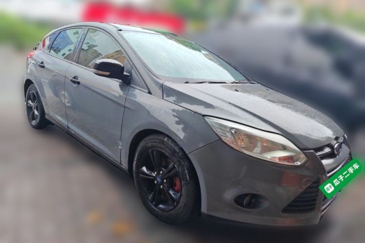 Used Ford Focus 2012 Hatchback 1.6L Automatic Fashion Edition Front Right 45 Deg