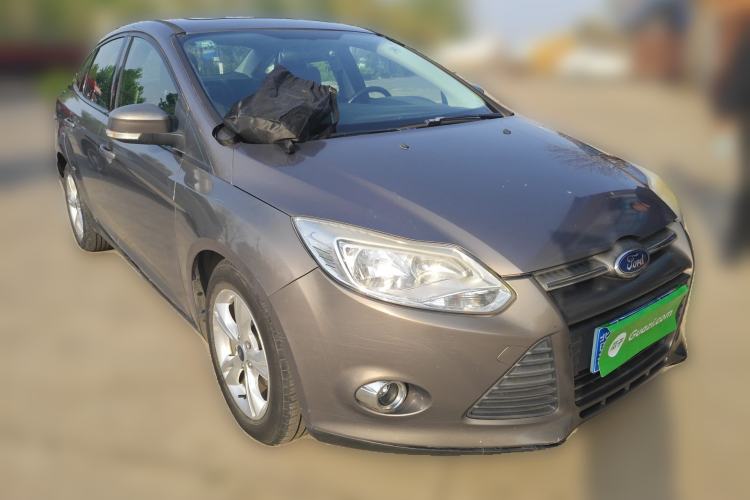 Used Ford Focus 2012 Sedan 1.6L Automatic Comfort Model Front Right 45 Deg