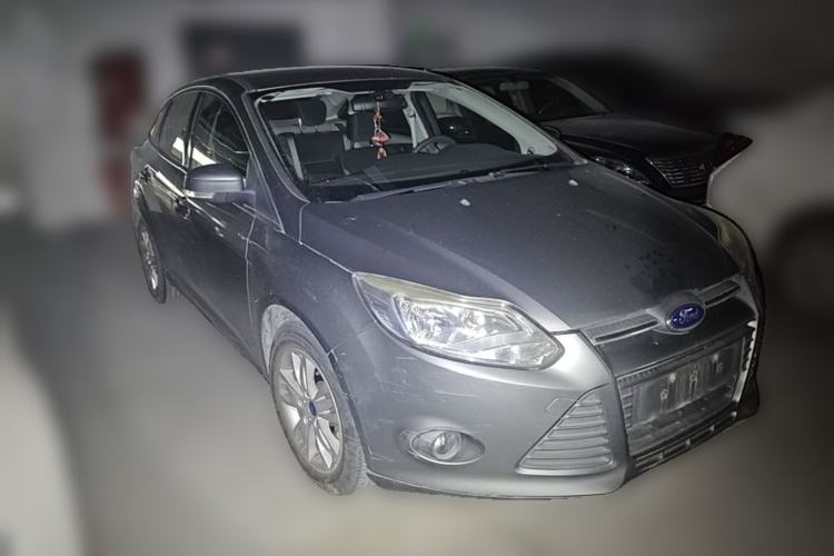 Used Ford Focus 2012 Sedan 1.6L Automatic Comfort Model Front Right 45 Deg