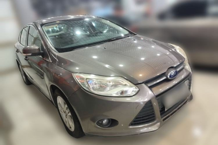 Used Ford Focus 2012 Sedan 1.6L Automatic Comfort Model Front Right 45 Deg