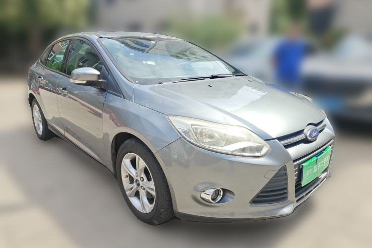 Used Ford Focus 2012 Sedan 1.6L Automatic Fashion Edition Front Right 45 Deg