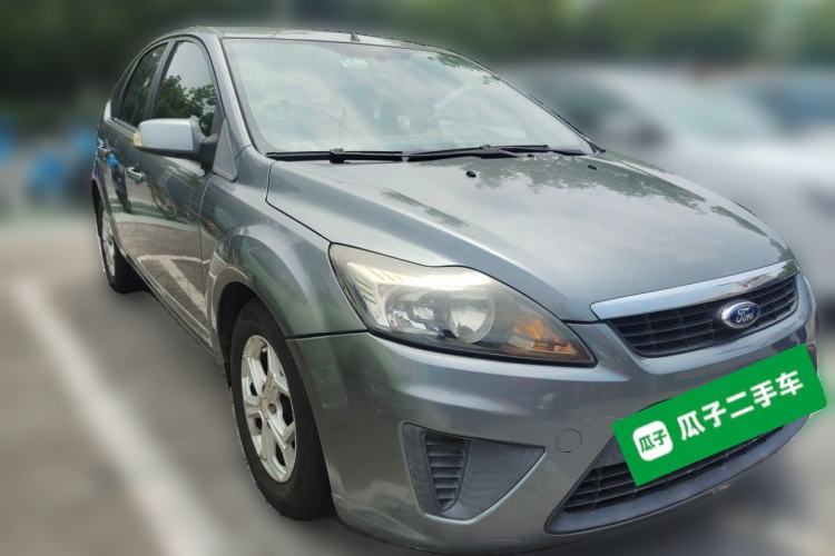 Used Ford Focus 2012 Hatchback Classic 1.8L Manual Base Model Front Right 45 Deg