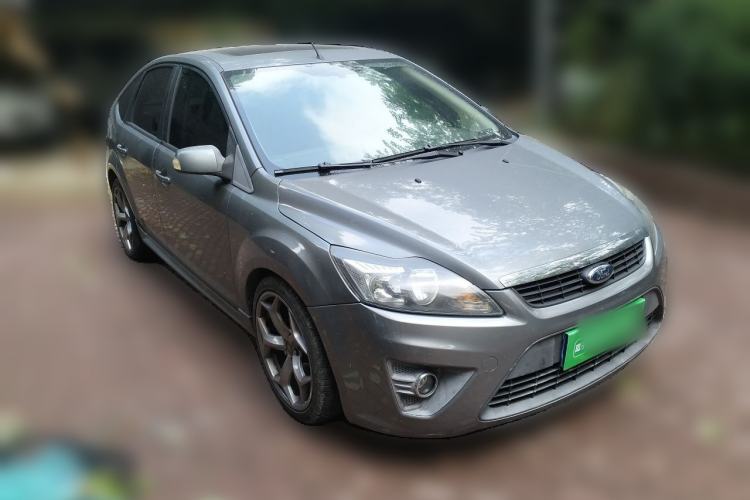 Used Ford Focus 2012 Hatchback Classic 1.8L Automatic Fashion Edition Front Right 45 Deg